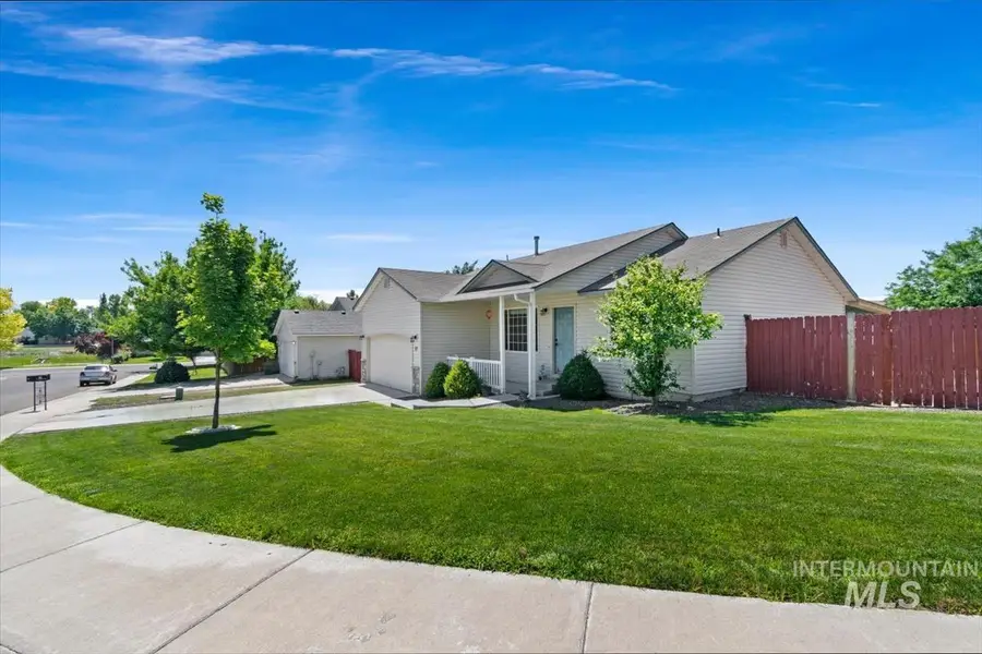 57 S Camden St, Nampa, ID 83651 - #3
