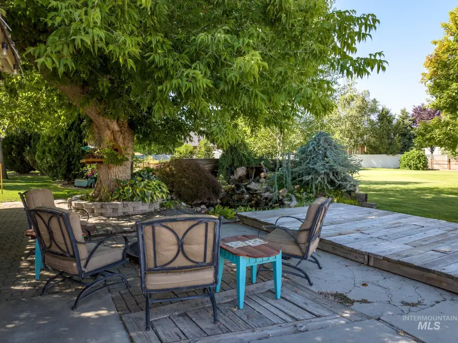 4230 N Patriot Cir, Meridian, ID 83646 - #3