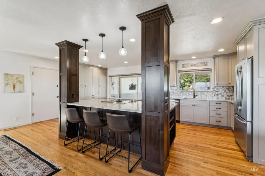 406 S Bitteroot Dr, Boise, ID 83709 - #2