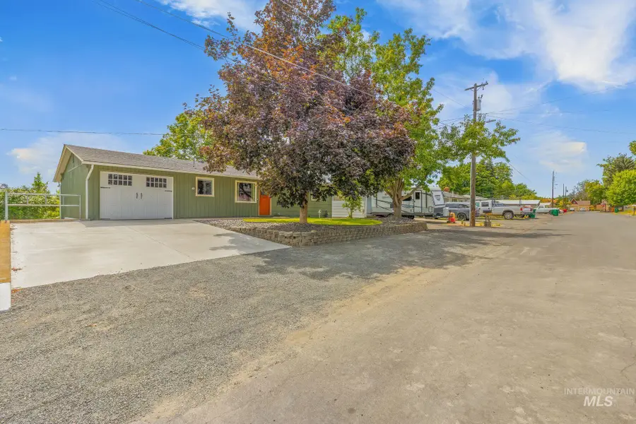 916 Cedar Dr, Lewiston, ID 83501 - #2