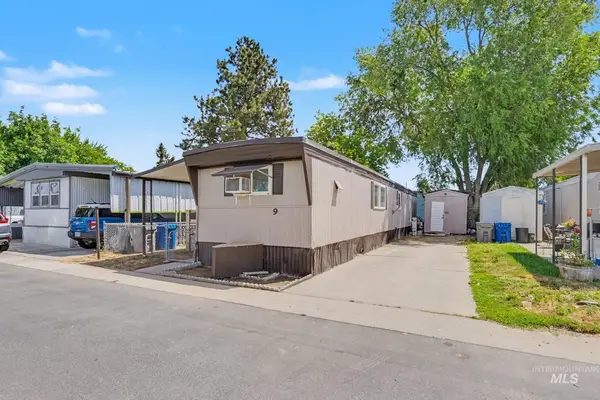 1410 W. Flamingo Avenue #Trlr 9, Nampa, ID 83651