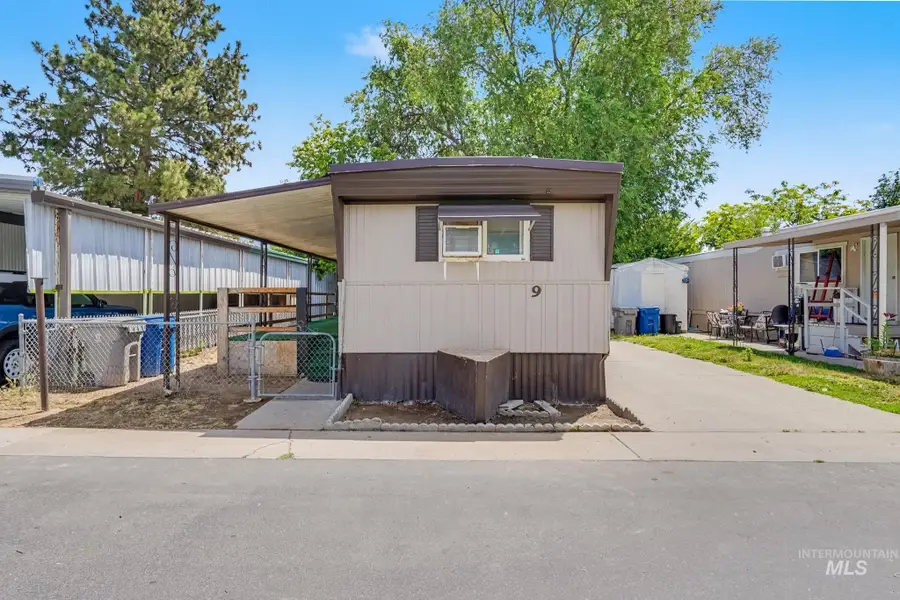 1410 W. Flamingo Avenue #Trlr 9, Nampa, ID 83651 - #3