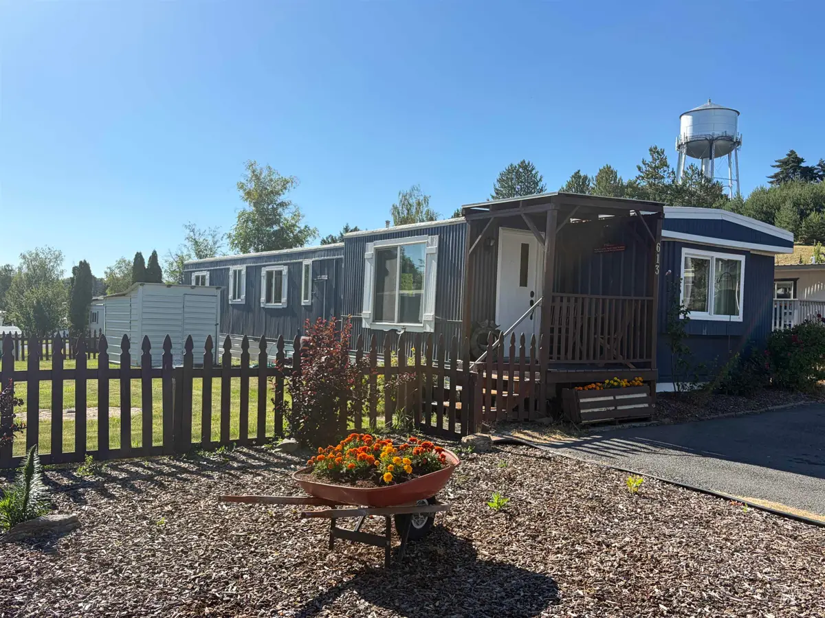 411 N Almon #613, Moscow, ID 83843 - #1