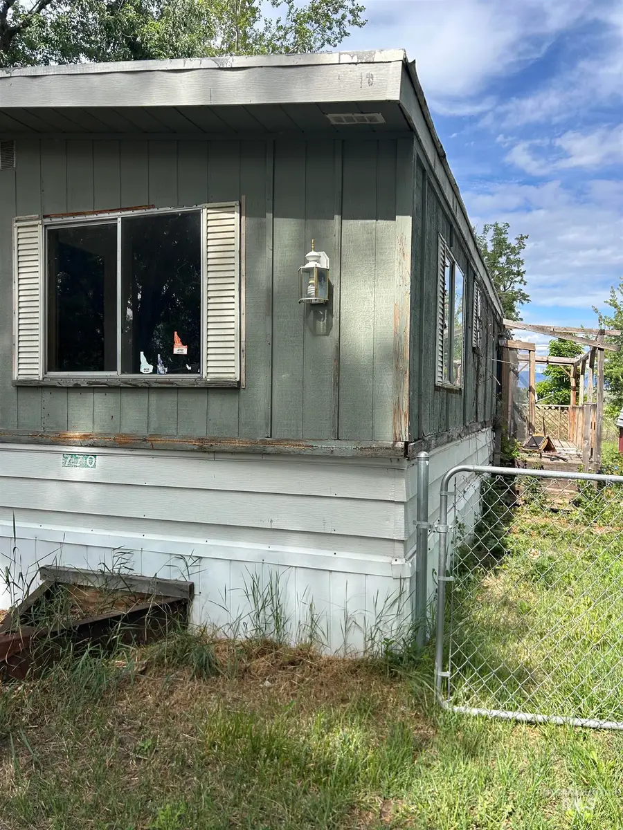 770 S Dolson Ln, Eagle, ID 83616 - #3