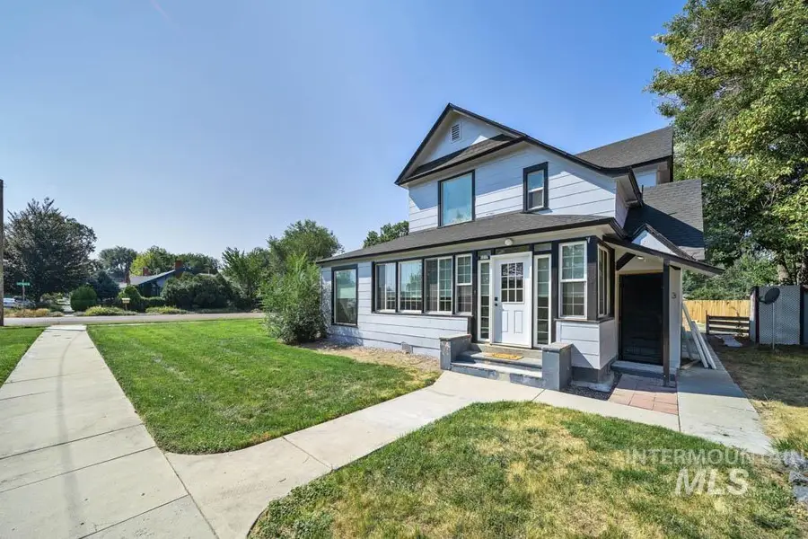 1317 S 4th St, Nampa, ID 83651 - #2