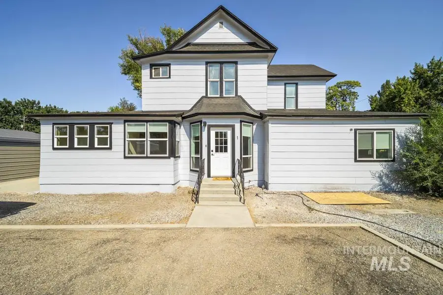 1317 S 4th St, Nampa, ID 83651 - #3
