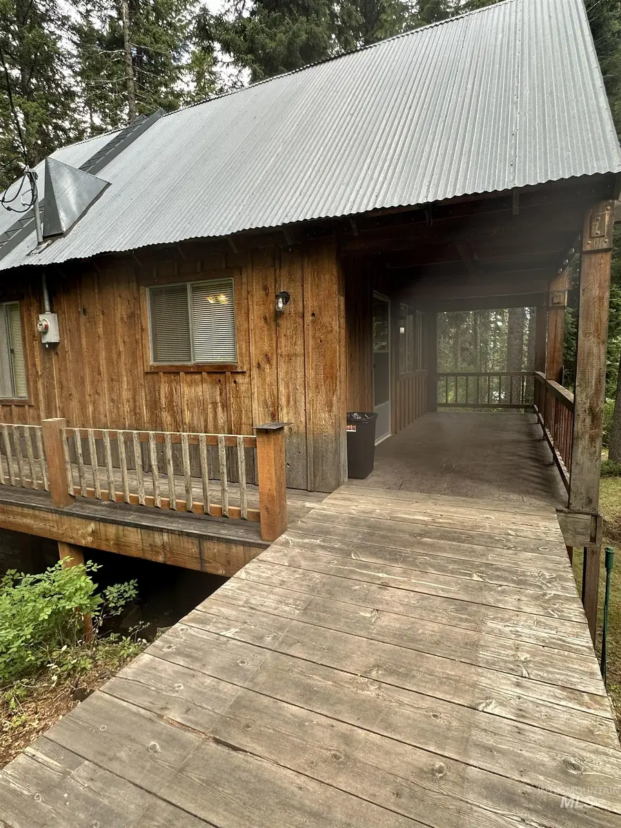 1227 Brown Bear Drive, Cascade, ID 83611 - #3