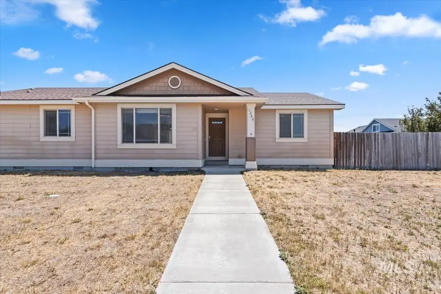 1260 SW Rolling Hills Ave, Mountain Home, ID 83647 - #2