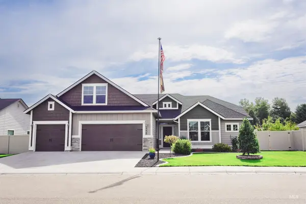 5338 N Maplestone Ave, Meridian, ID 83646