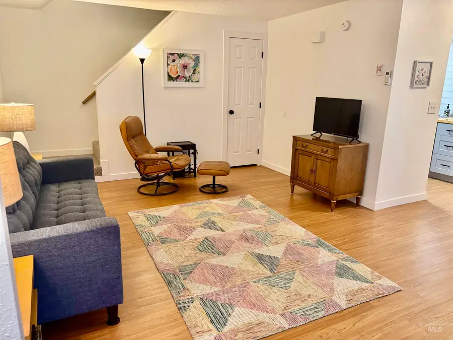 738 Washington St N #2, Twin Falls, ID 83301 - #2