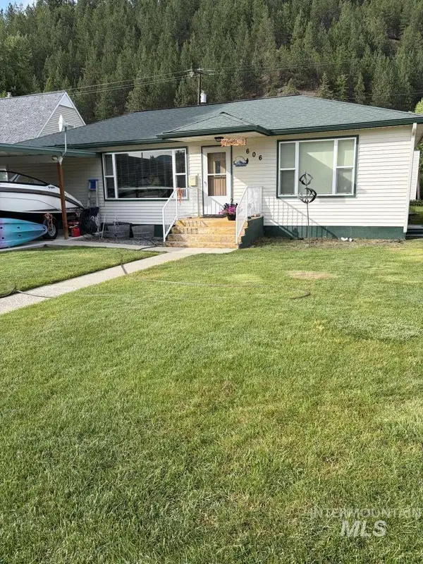 606 W Cameron Ave, Kellogg, ID 83837
