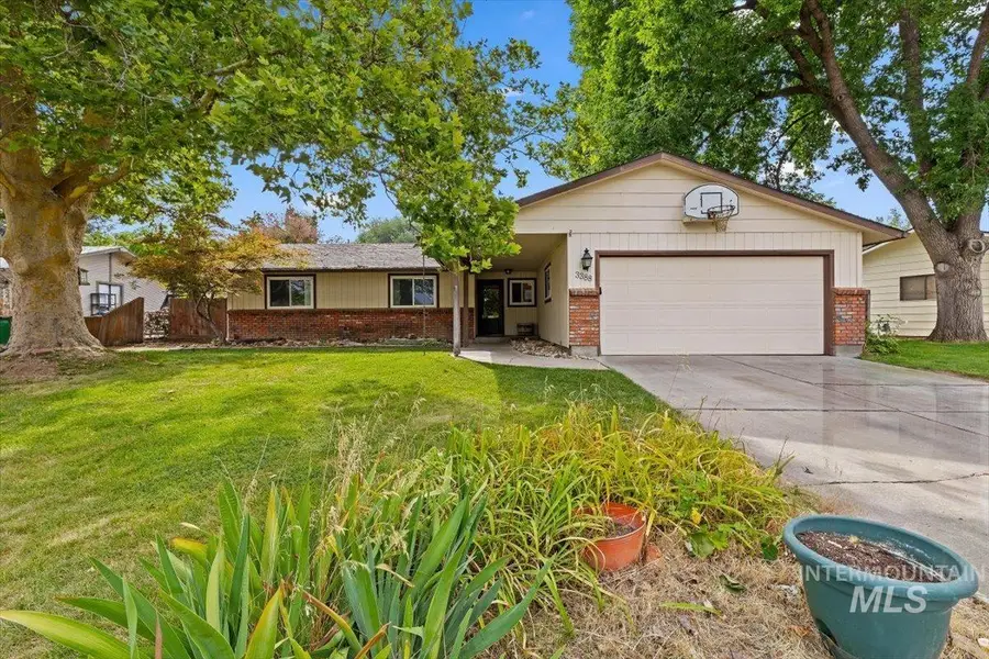 3388 N Buckboard Way, Boise, ID 83713 - #3