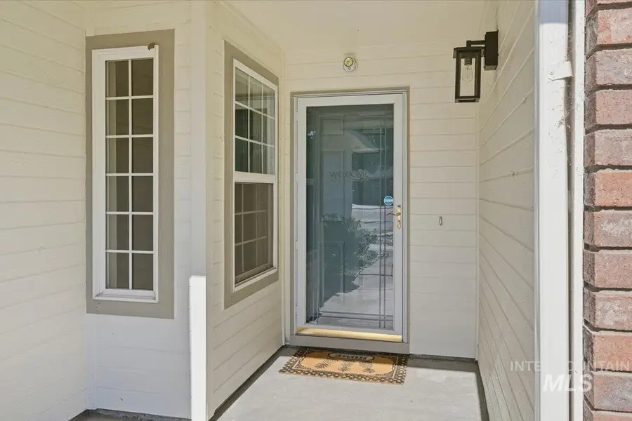 6171 N Willowdale, Garden City, ID 83714 - #2