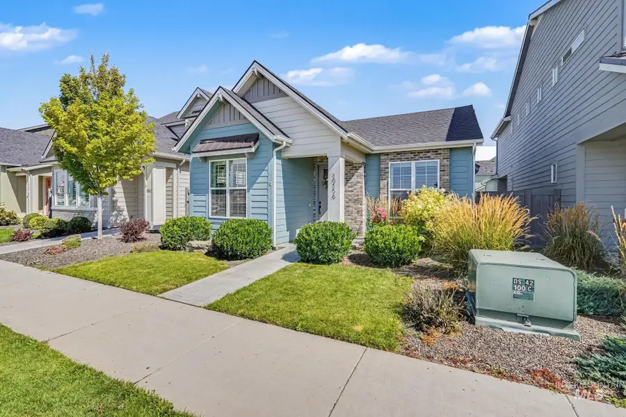 10156 Davies St, Nampa, ID 83687 - #2