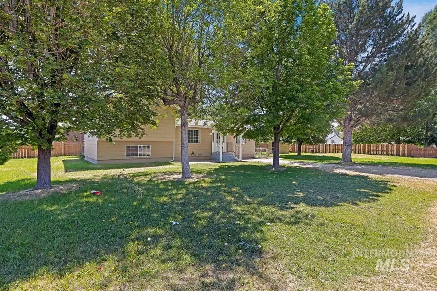 1940 Q St, Heyburn, ID 83336 - #3