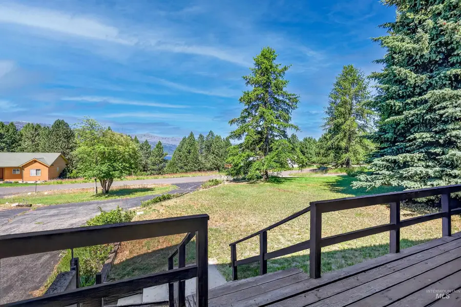 516 Skyline Dr, Cascade, ID 83611 - #3
