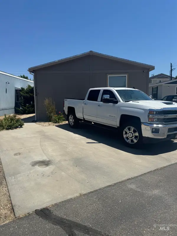 1326 N Sable Ln, Boise, ID 83704