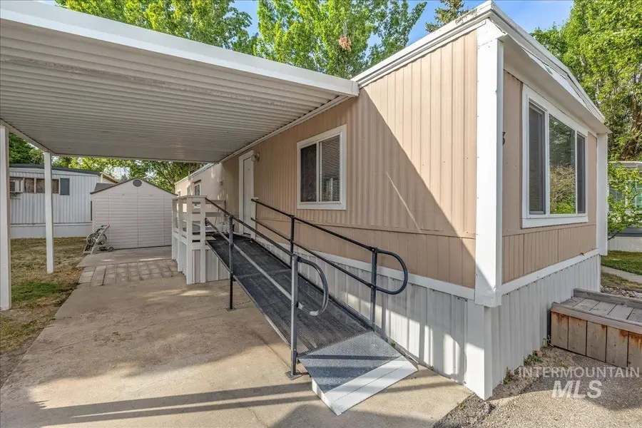 790 N Riviera Dr. Trlr 23 #23, Boise, ID 83703 - #2