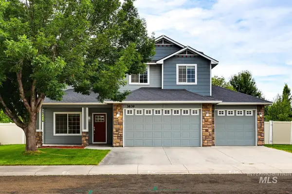 3839 N Cool River Way, Meridian, ID 83646