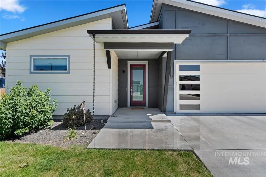 3228 S Annett Ave, Boise, ID 83705 - #3