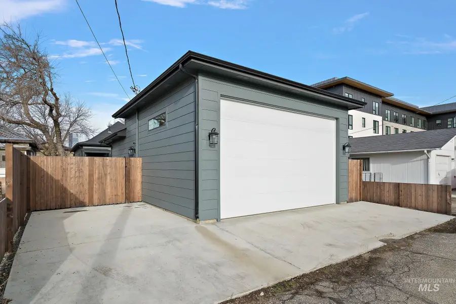 1123 W Lee, Boise, ID 83702 - #3