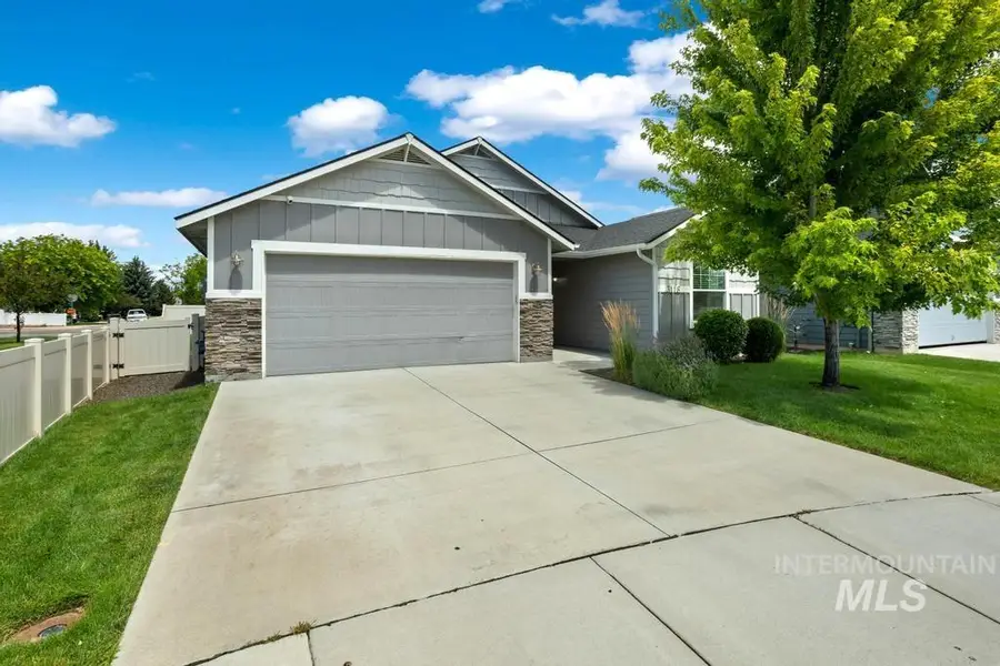 3118 W Janelle St, Meridian, ID 83646 - #2