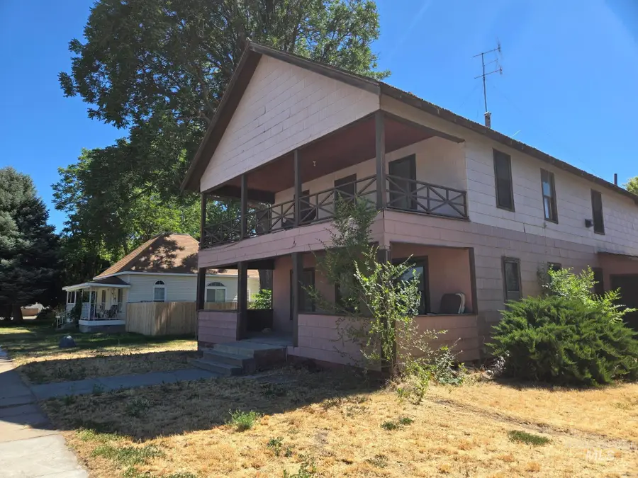 225 S 4th E, Mountain Home, ID 83647 - #3