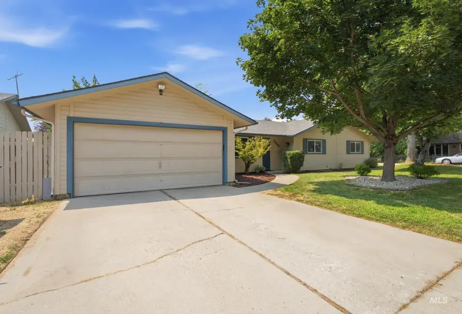 3669 N Tee Avenue, Boise, ID 83704 - #2