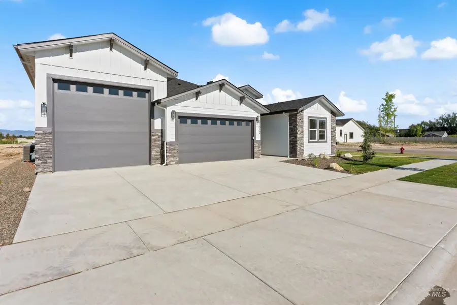 21812 Akira, Star, ID 83669 - #2