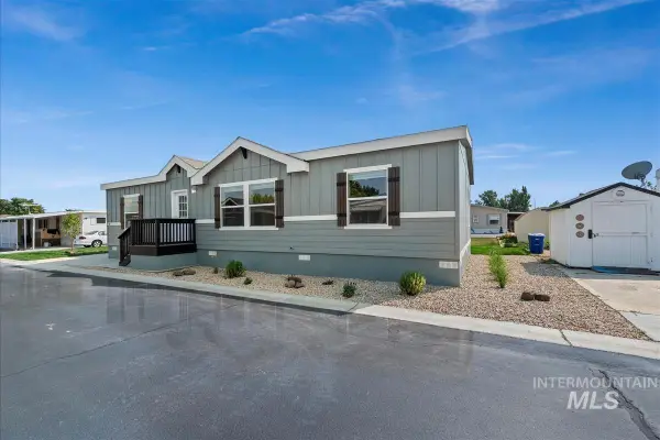 914 N Midland Blvd #18, Nampa, ID 83651