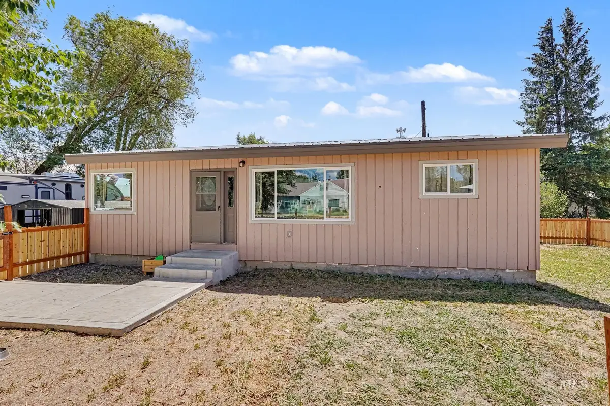 114 W Ponderosa, Fairfield, ID 83327 - #1