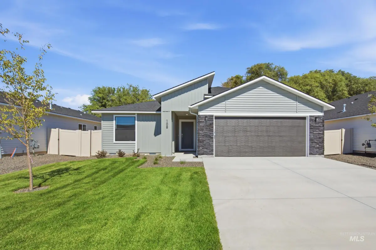 211 W 17th Ave, Jerome, ID 83338 - #1