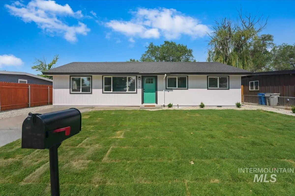 670 S 13th E, Mountain Home, ID 83647 - #1
