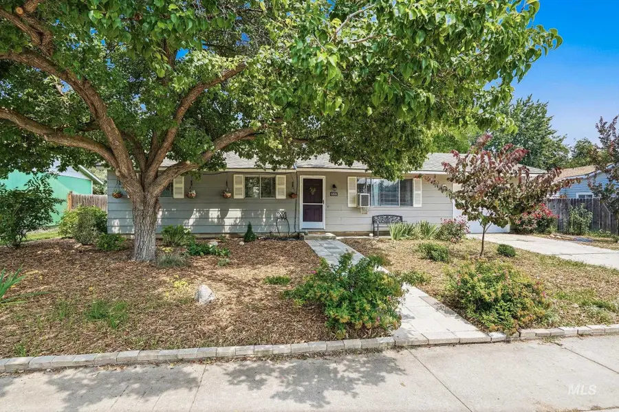 1218 W Chateau, Meridian, ID 83646 - #2
