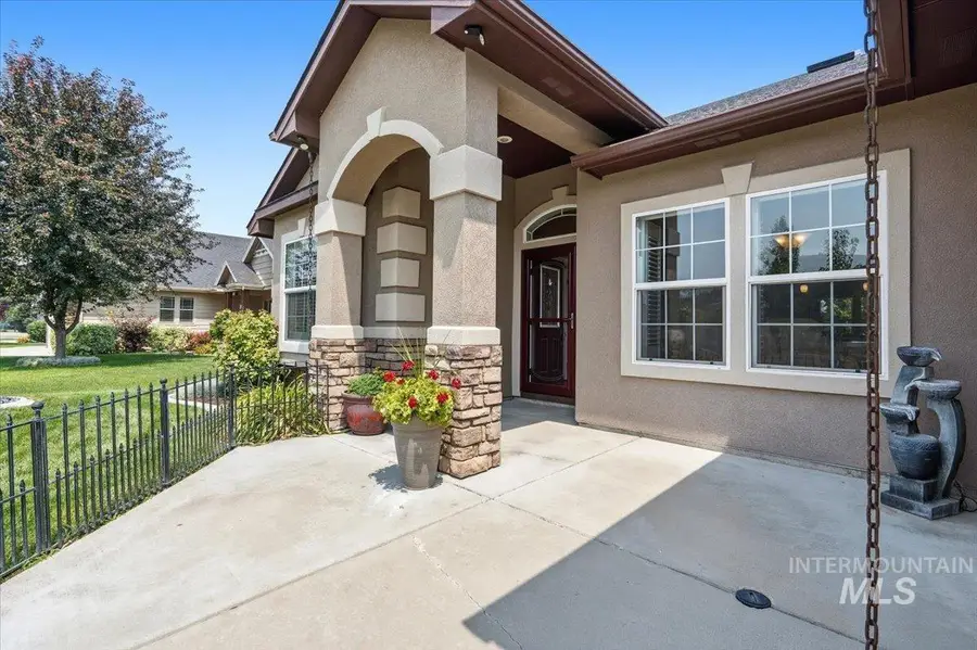 726 W Arbor Pointe Way, Nampa, ID 83686 - #3