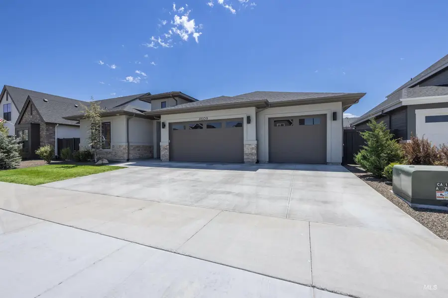 4609 W Durango Dr, Meridian, ID 83646 - #2
