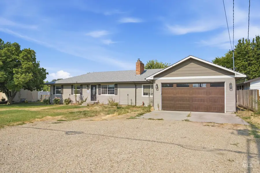 1205 Chicago St, Nampa, ID 83686 - #2