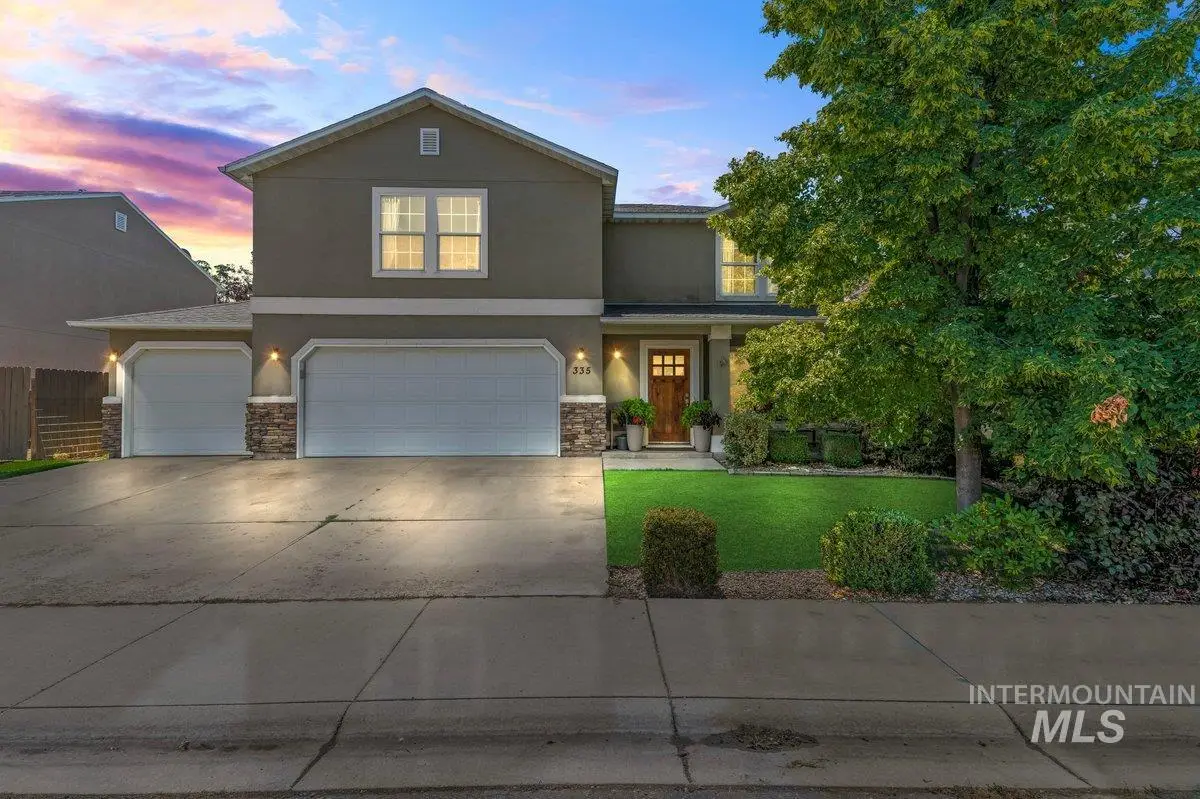 335 E Willowcreek Dr, Middleton, ID 83644 - #1