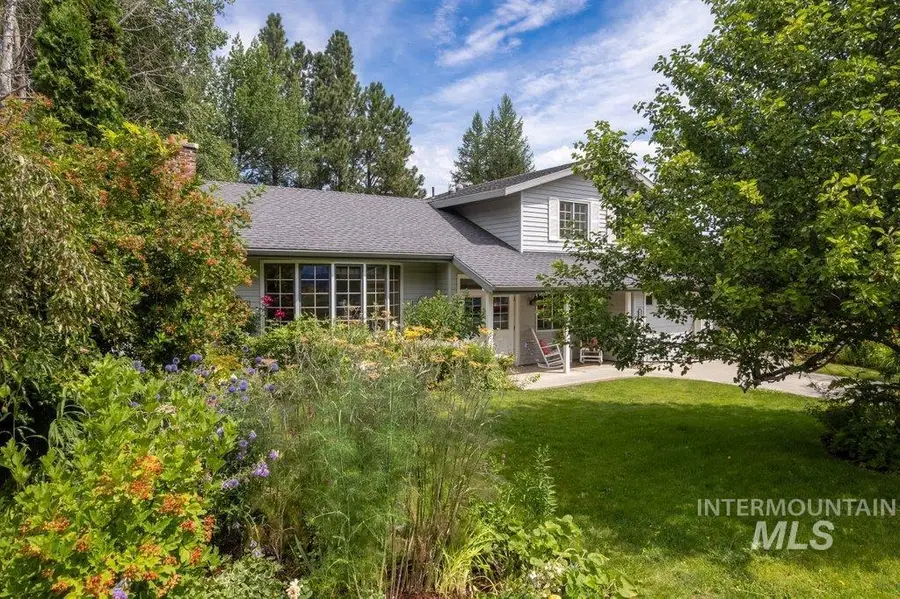 1128 Lynandra Dr., Moscow, ID 83843 - #3