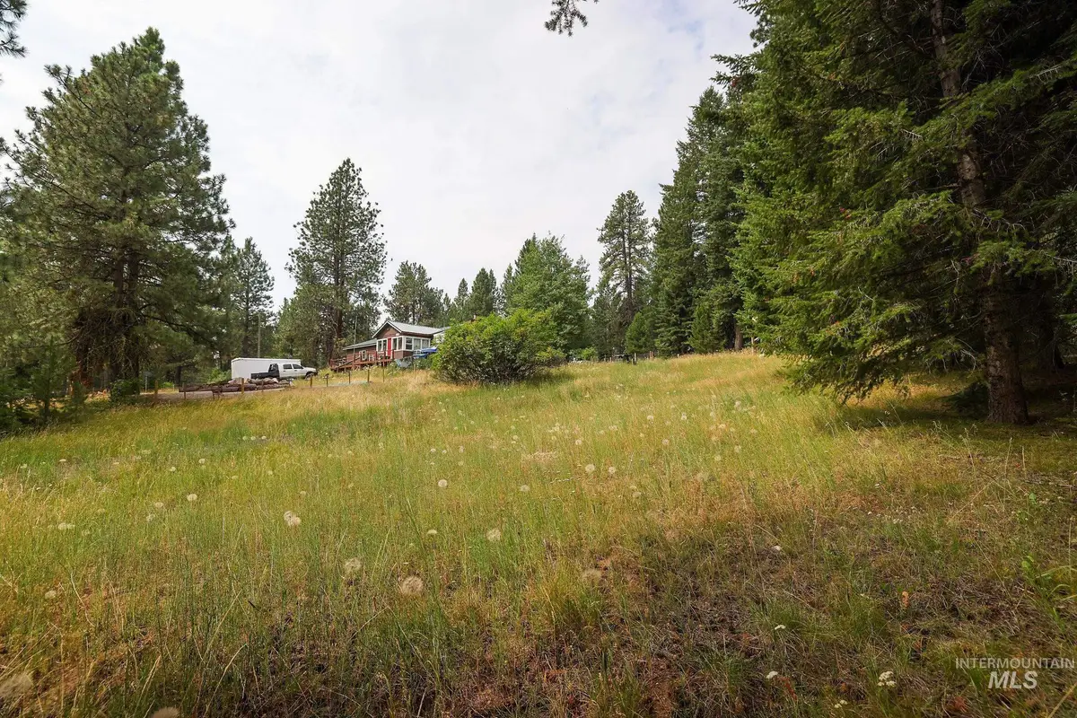 2165 West Mountain Rd, Donnelly, ID 83615 - #1