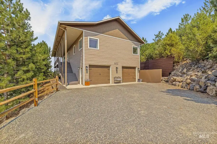 602 Quarry Rd., Asotin, WA 99402 - #3