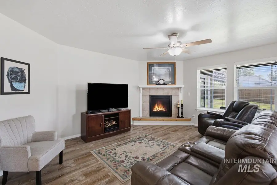 42 S Lemhi Drive, Nampa, ID 83651 - #3