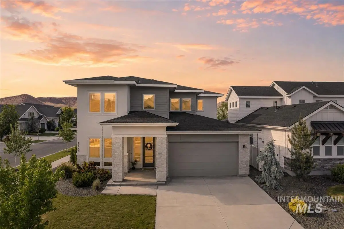 8448 W Brooks Dr, Boise, ID 83714 - #1