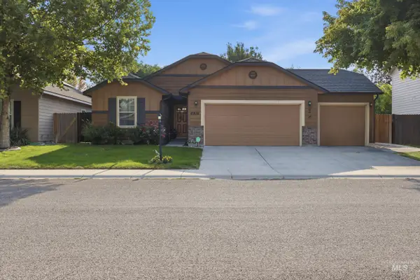 6816 S Mistyglen, Boise, ID 83709