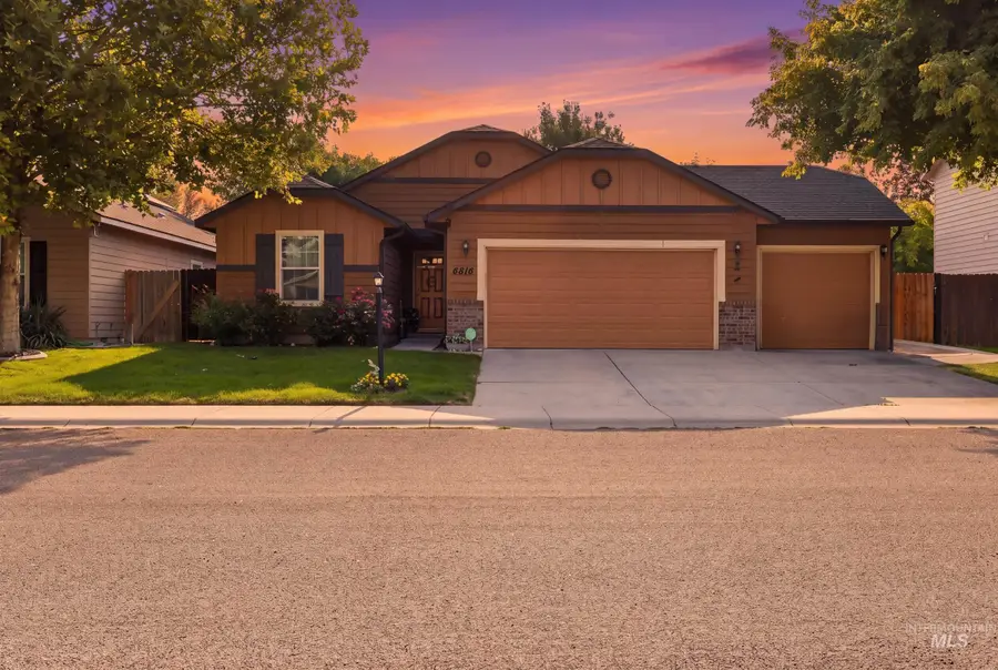 6816 S Mistyglen, Boise, ID 83709 - #2