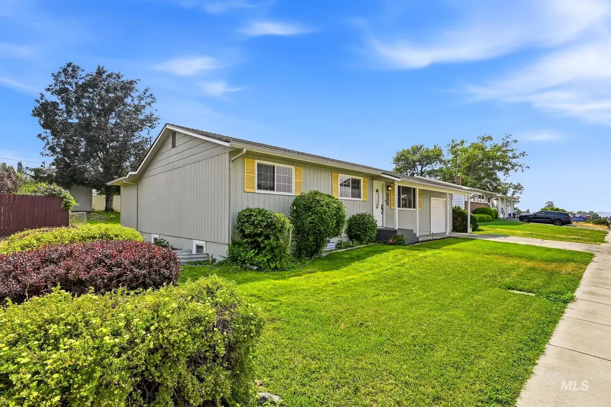 1220 18th Ave, Lewiston, ID 83501 - #1