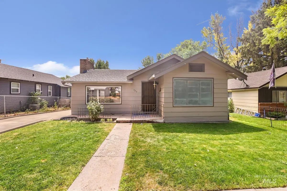 325 East Ave D, Jerome, ID 83338 - #1