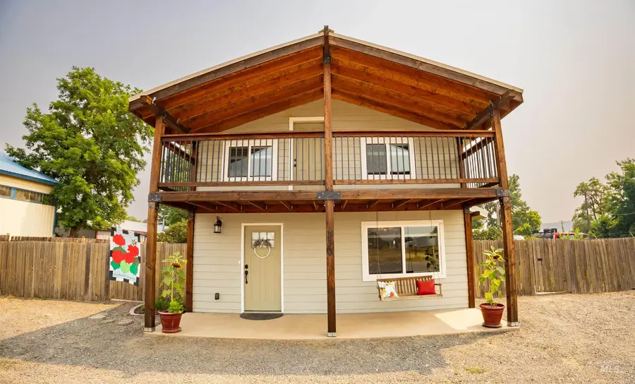 330 S Superior St, Cambridge, ID 83610 - #3