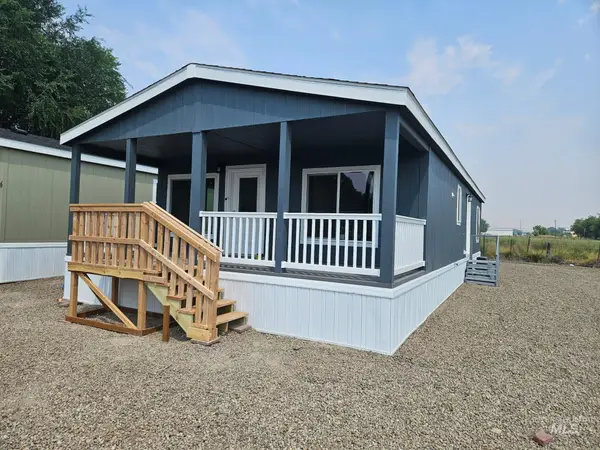 370 W 12th S #7, Mountain Home, ID 83647