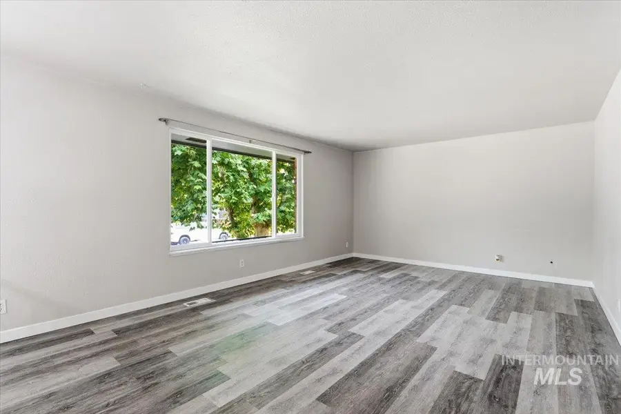 4155 N Kilarney Dr., Boise, ID 83704 - #3